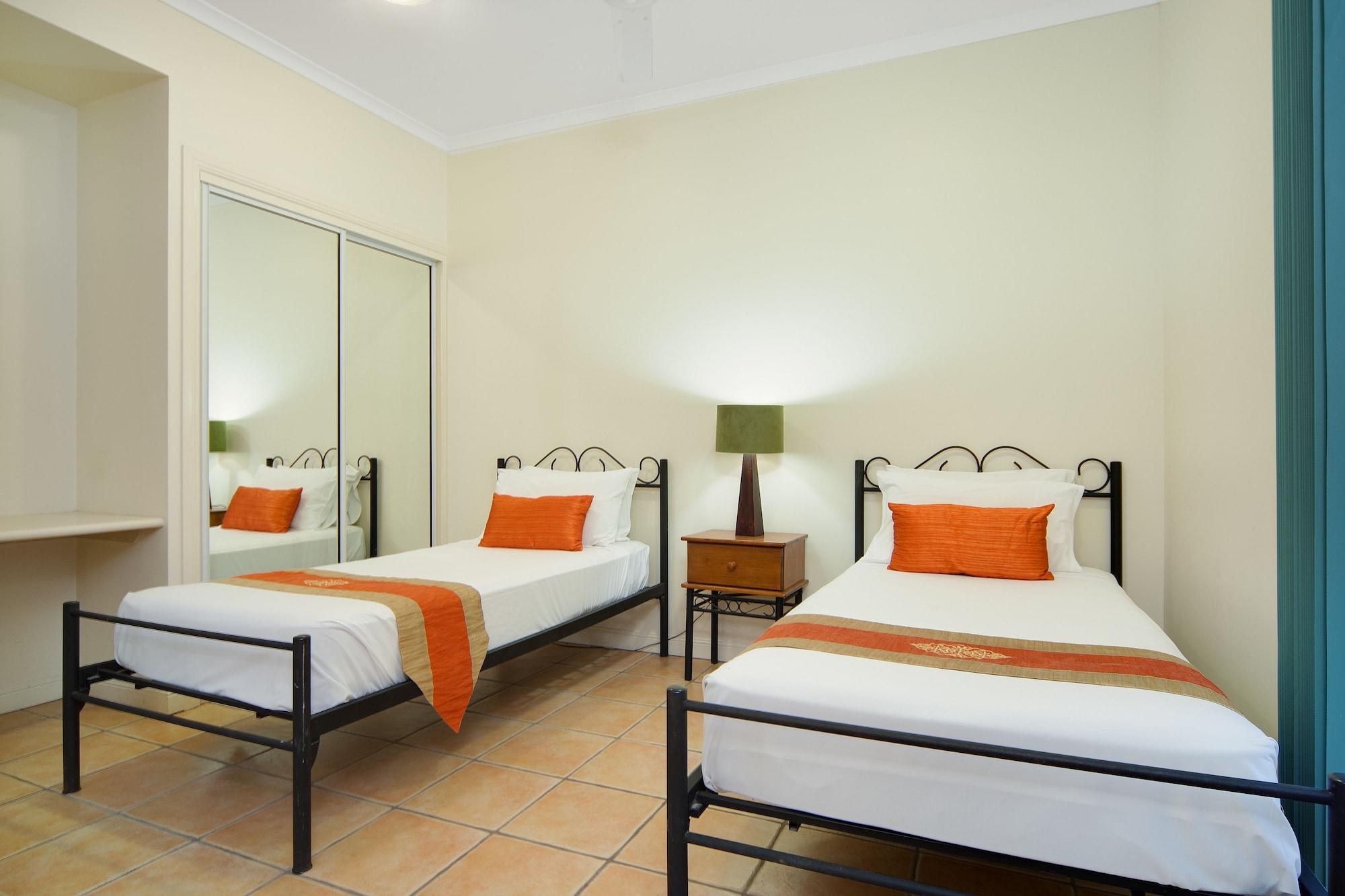 The Mediterranean Port Douglas Exterior foto
