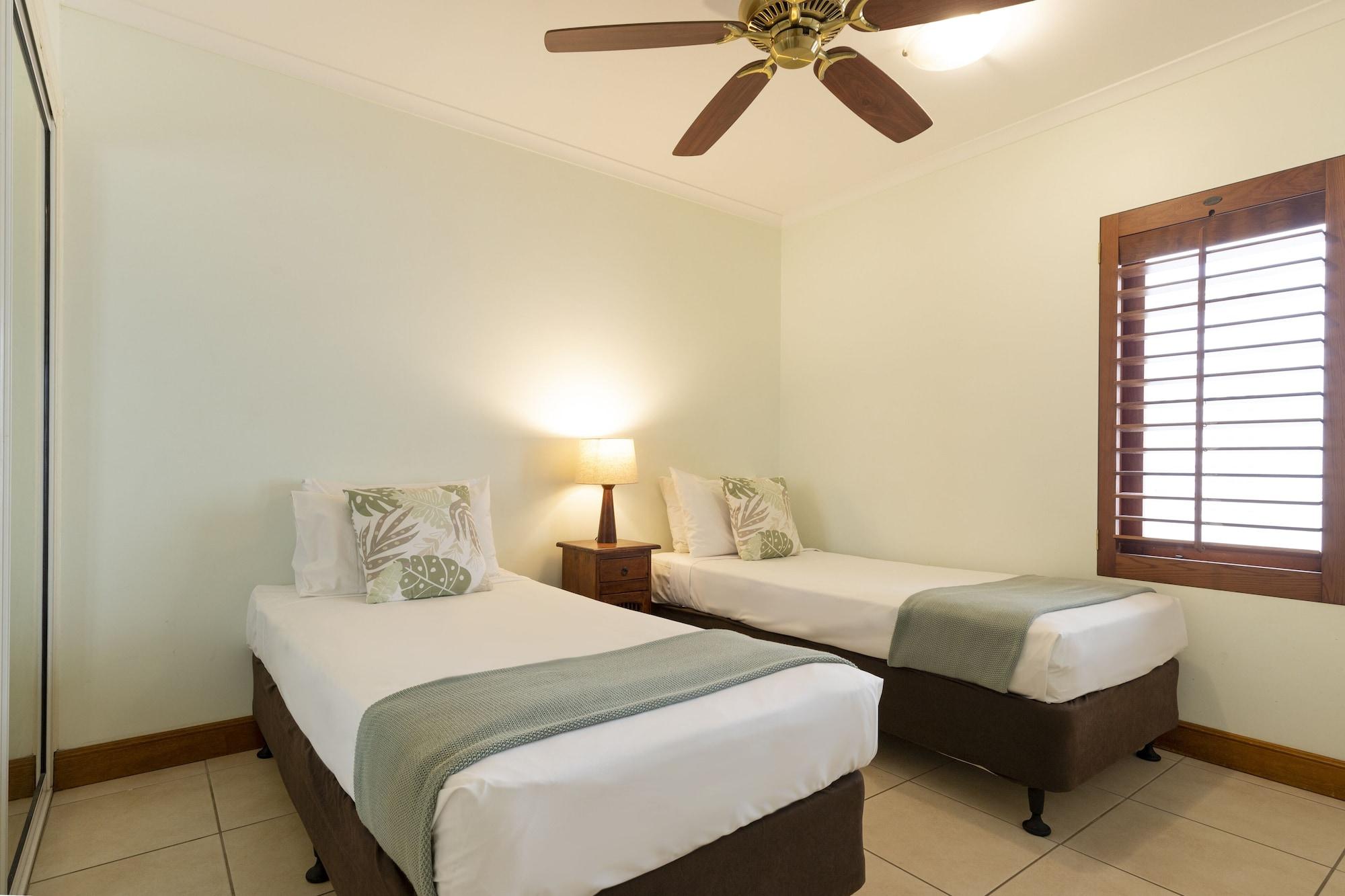 The Mediterranean Port Douglas Exterior foto